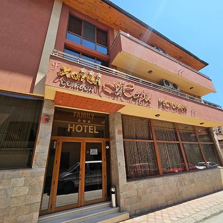Family Hotel Jeri Velingrad Buitenkant foto