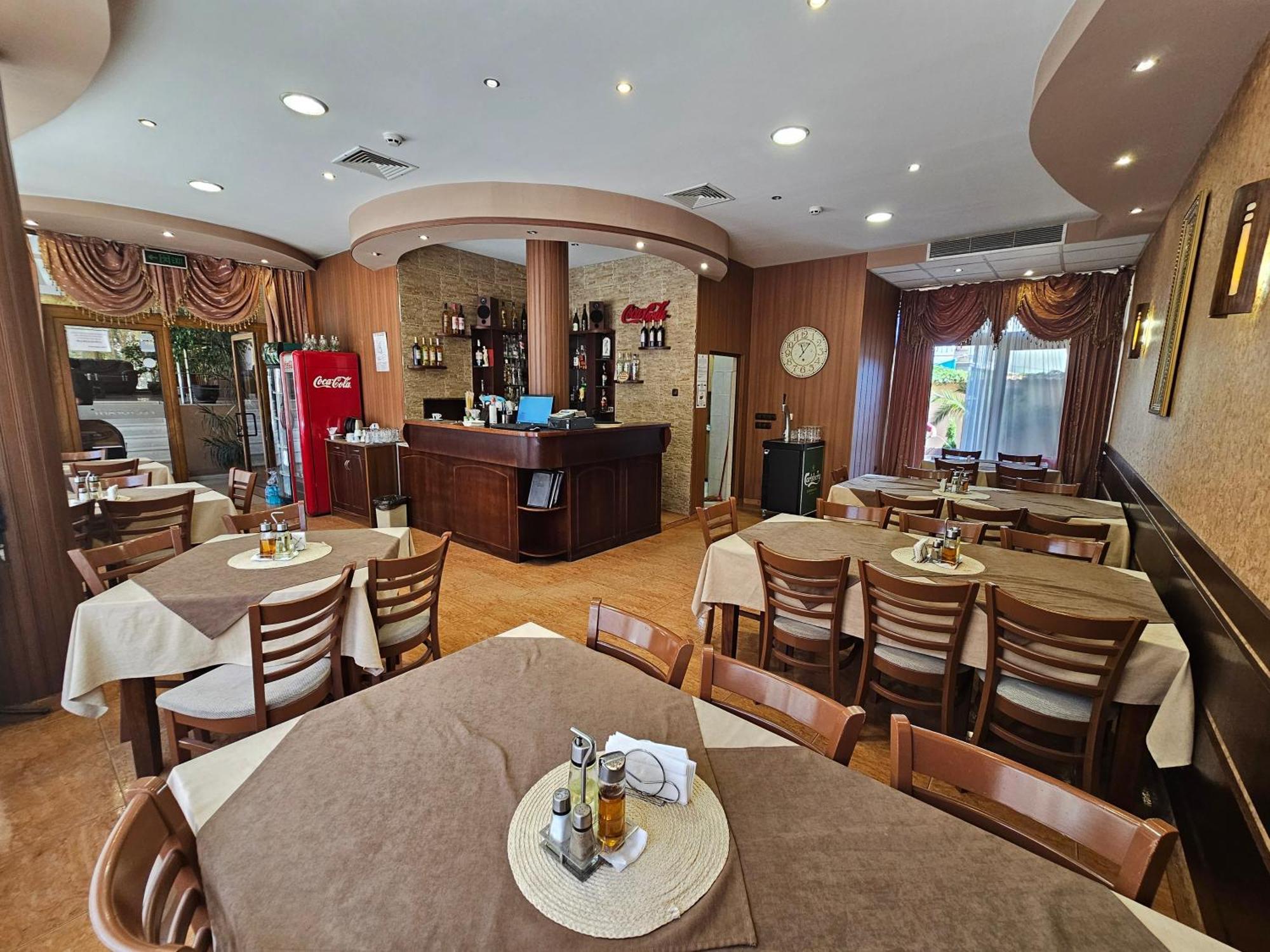 Family Hotel Jeri Velingrad Buitenkant foto