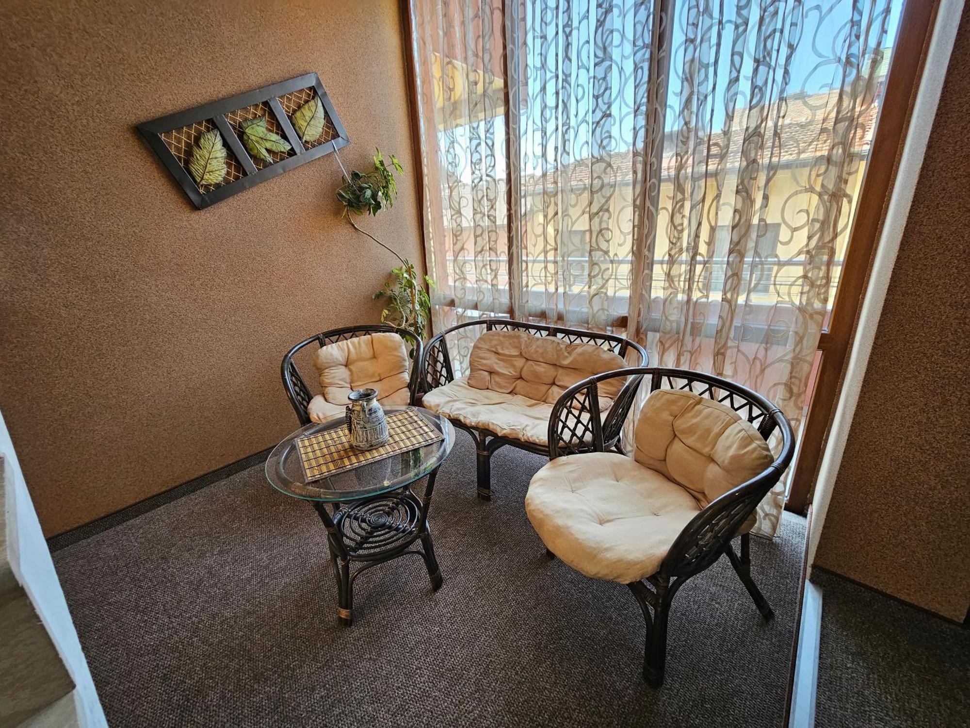 Family Hotel Jeri Velingrad Buitenkant foto